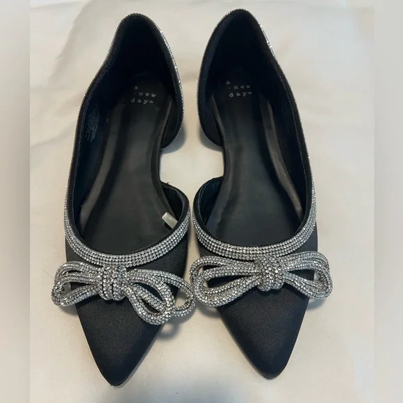 A New Day Black Flats with Silver Accents, Size 8 - Picture 1 of 3